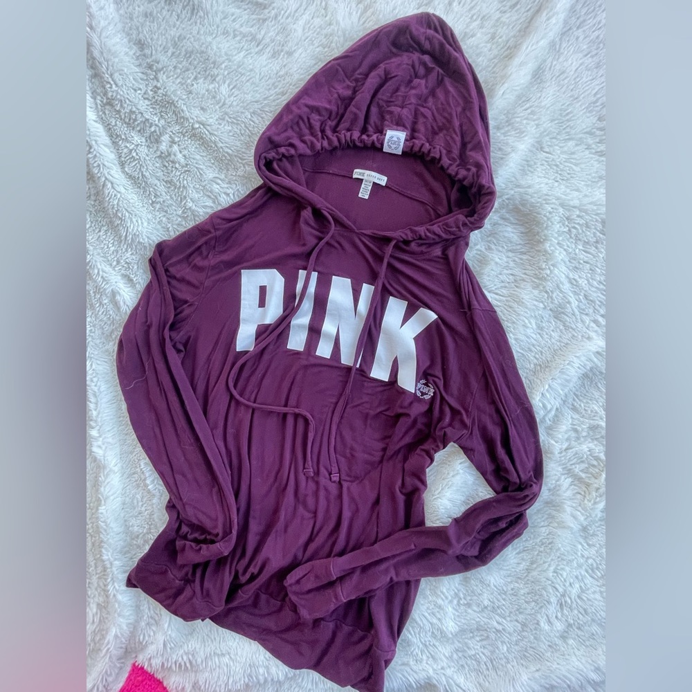 SUPER SOFT purple pink sweatshirt.